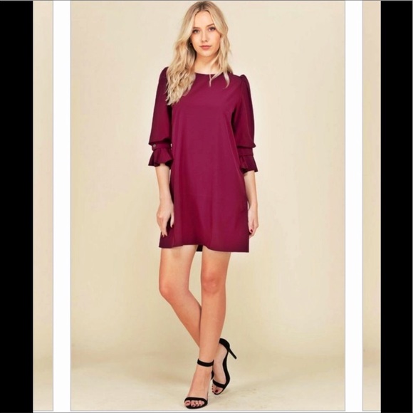 2 Bell Sleeve Shift Dresses MEDIUM - Picture 3 of 7